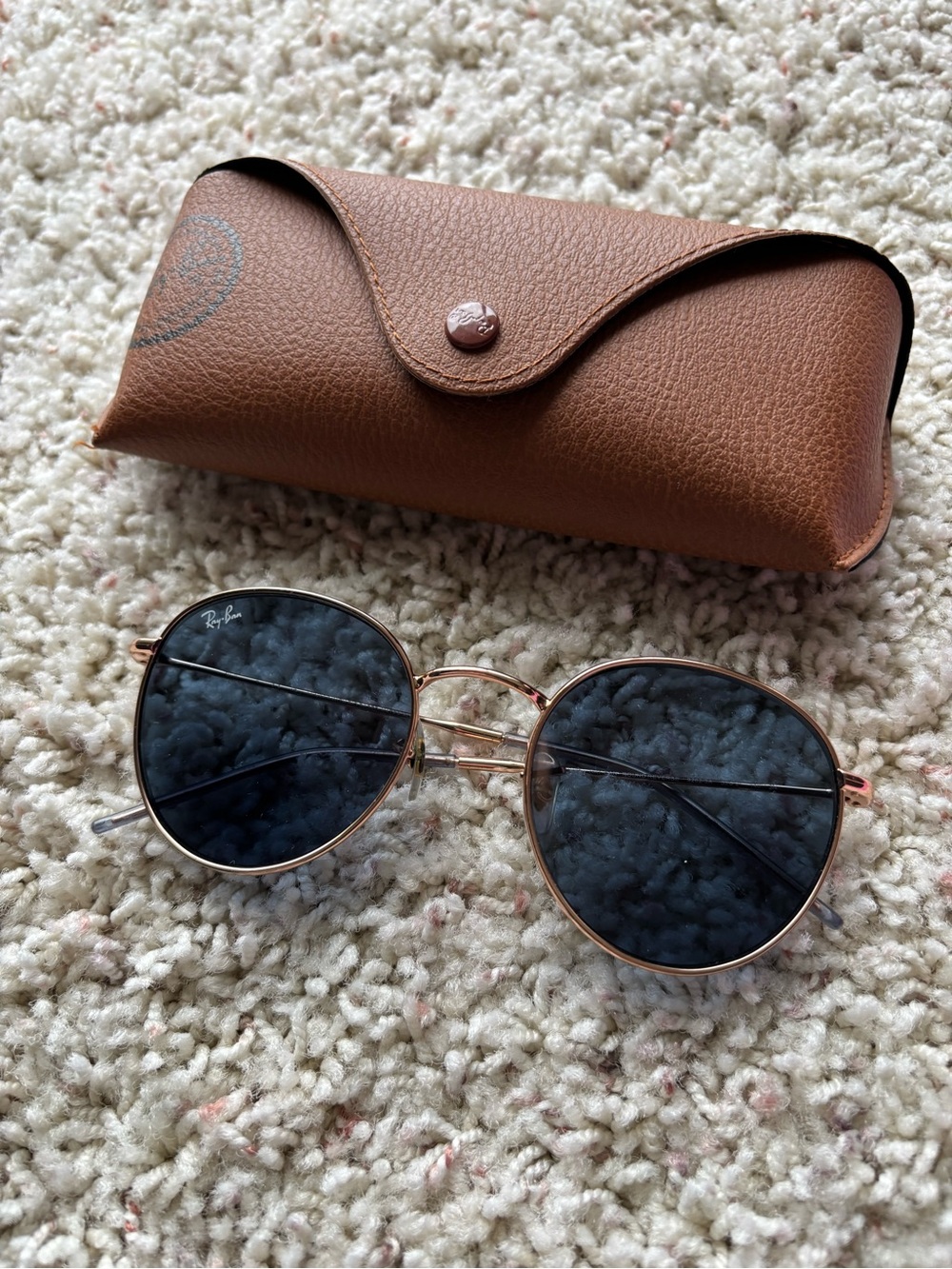 Ray-Ban Round Metal Sunglasses Black Lenses Rose Gold Frame